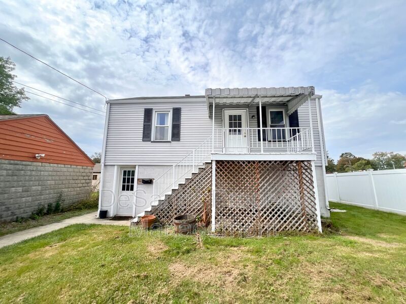 Beaver Falls - 2 bedroom 1 Bath Home property image