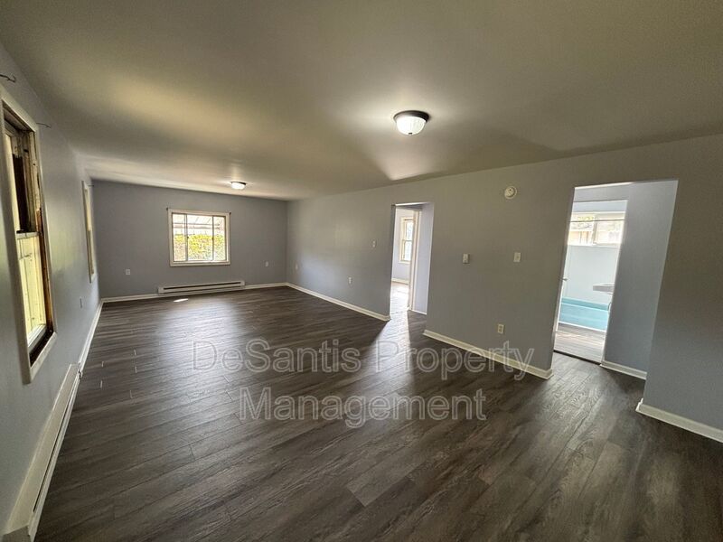 Beautiful 2 Bedroom 1 Bathroom home in Beaver Falls! property image