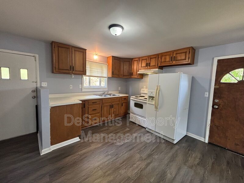 Beautiful 2 Bedroom 1 Bathroom home in Beaver Falls! property image