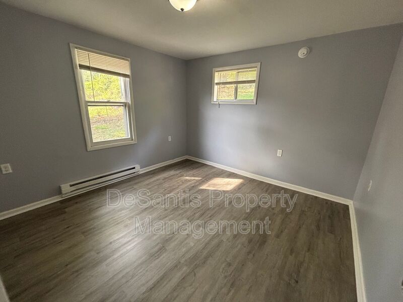Beautiful 2 Bedroom 1 Bathroom home in Beaver Falls! property image