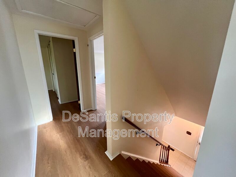 Beautiful Home - 3 Bedroom 2.5 Bathroom - Pittsburgh property image