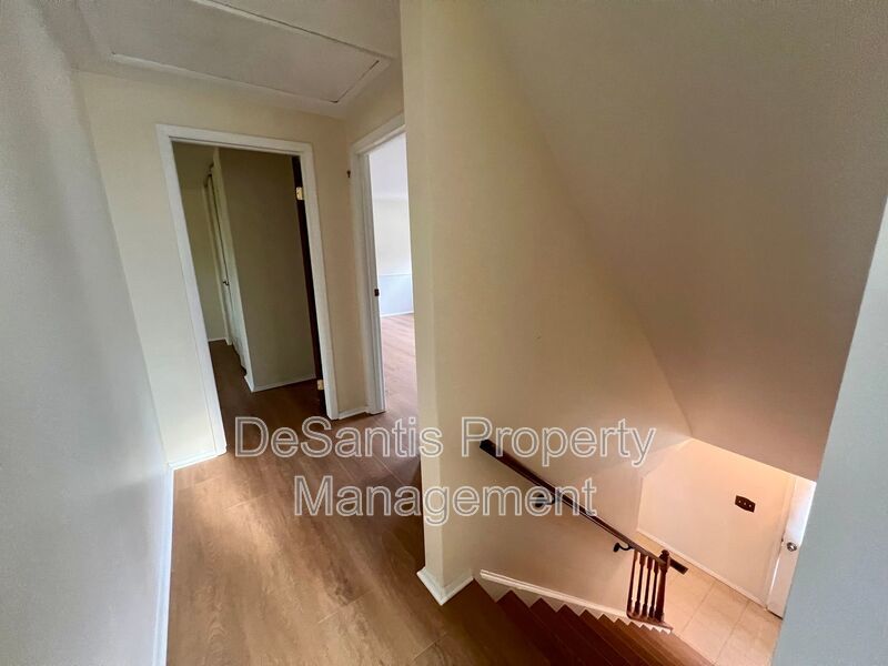 Beautiful Home - 3 Bedroom 2.5 Bathroom - Pittsburgh property image