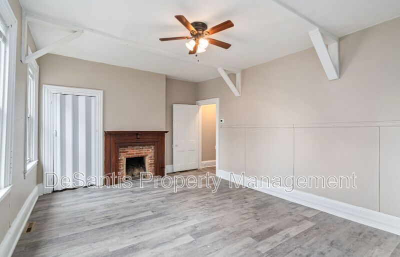 Pittsburgh - 2 Bedroom 1 Bathroom property image