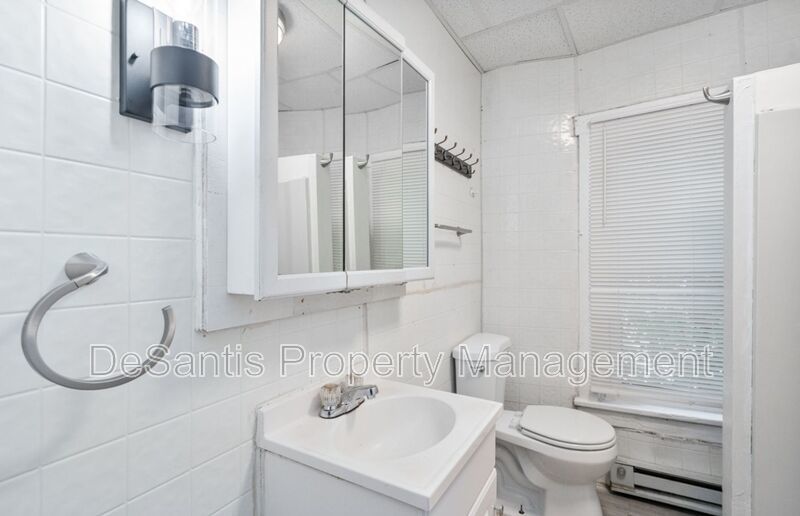 Pittsburgh - 2 Bedroom 1 Bathroom property image