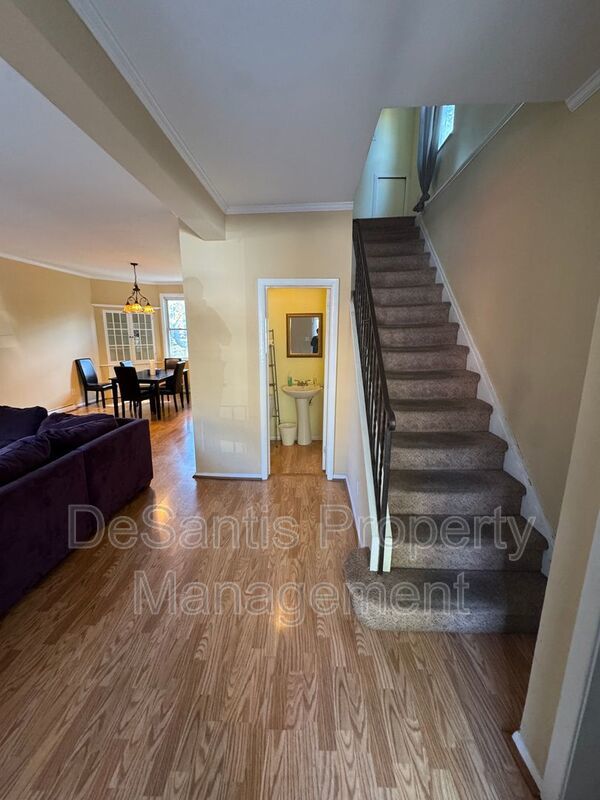 5 Bedroom 2.5 Bath in Squirrel Hill property image