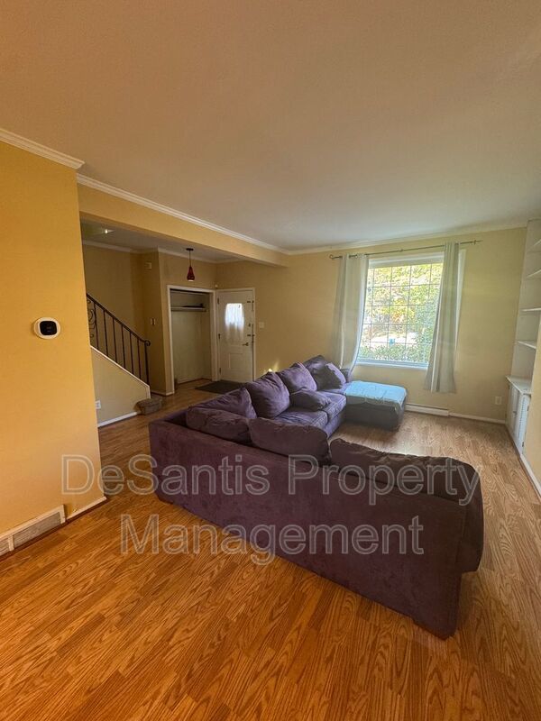5 Bedroom 2.5 Bath in Squirrel Hill property image