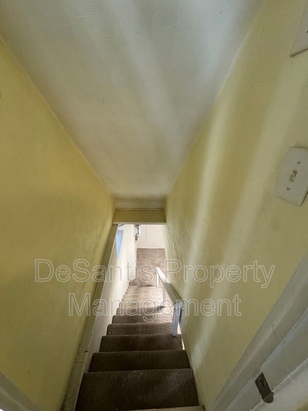 5 Bedroom 2.5 Bath in Squirrel Hill property image