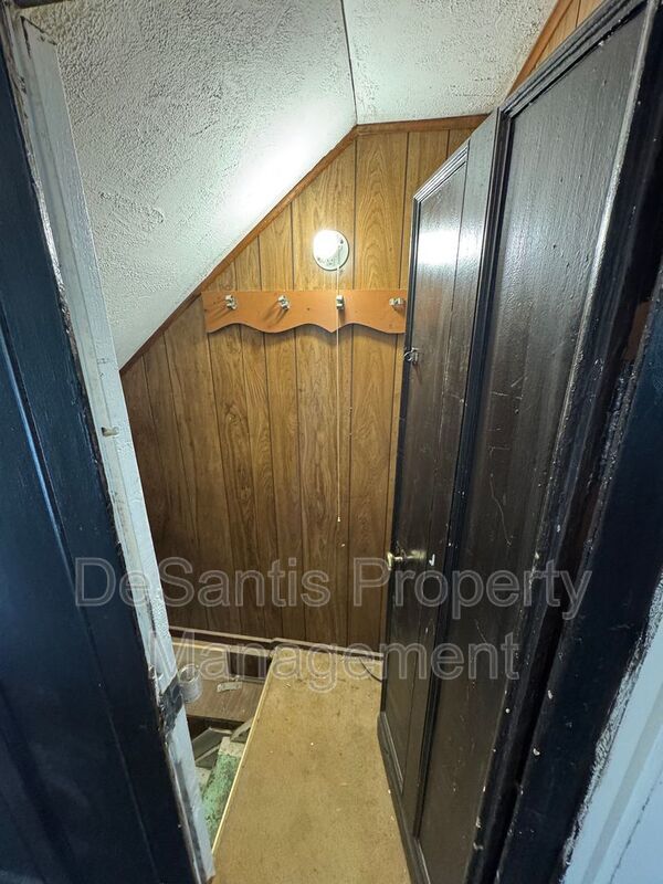 3 Bedroom 1.5 Bath in Natrona Heights! property image