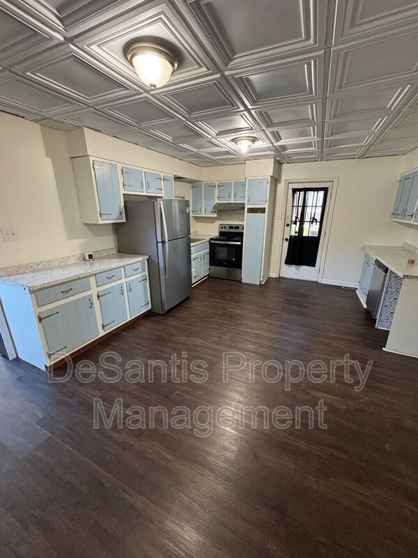 3 Bedroom 1.5 Bath in Natrona Heights! property image