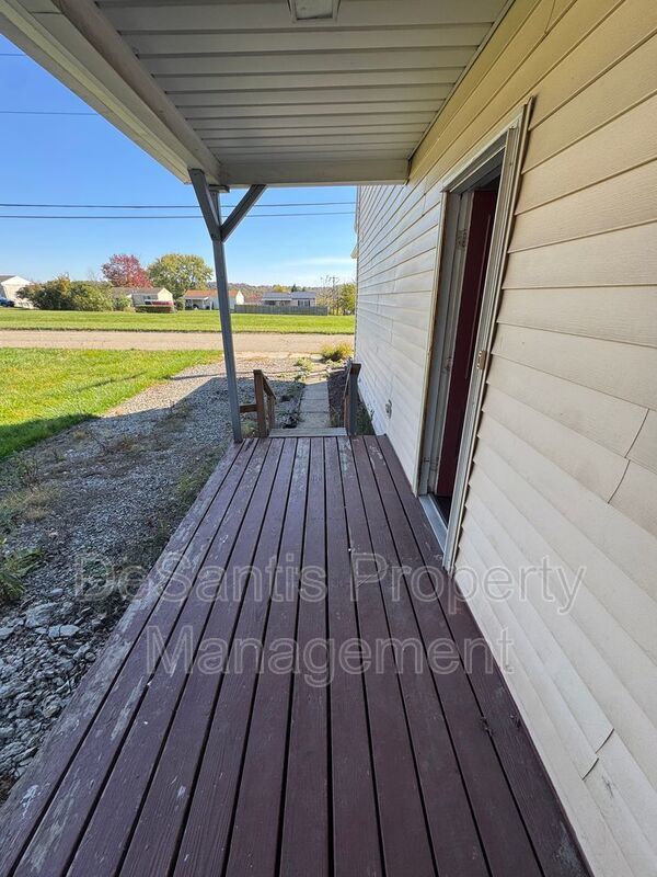 3 Bedroom 1.5 Bath in Natrona Heights! property image