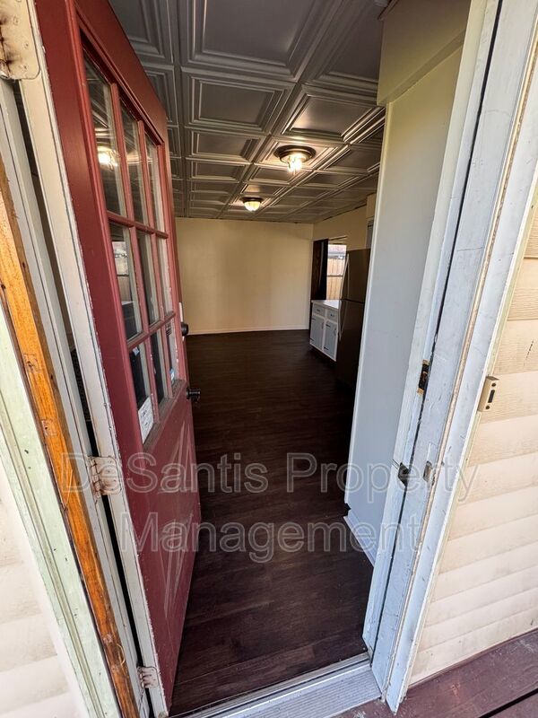 3 Bedroom 1.5 Bath in Natrona Heights! property image