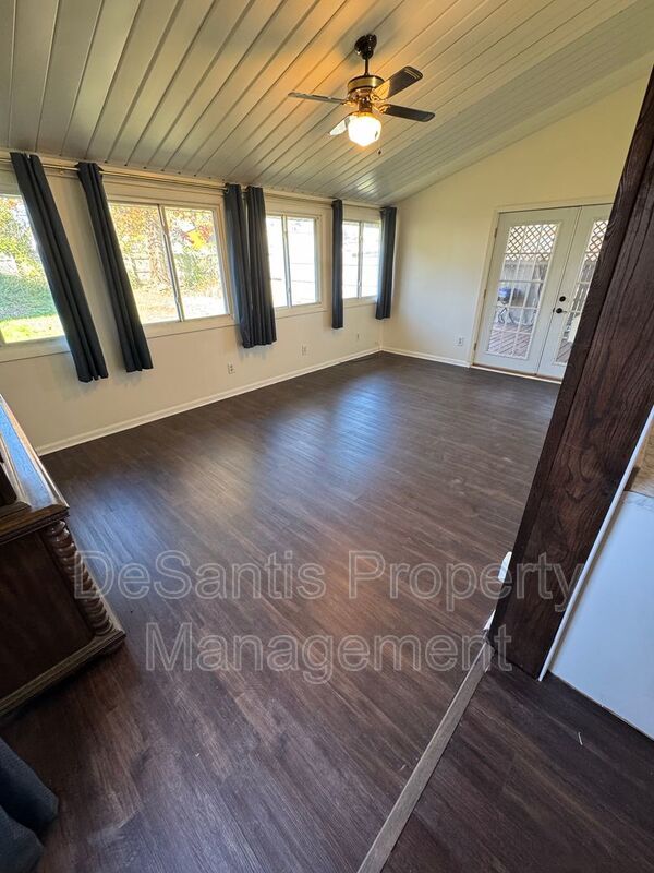 3 Bedroom 1.5 Bath in Natrona Heights! property image