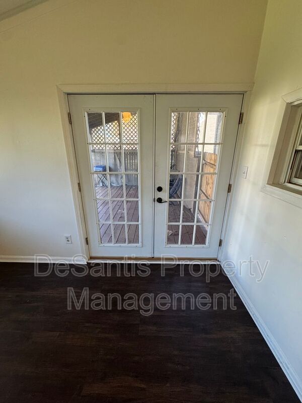 3 Bedroom 1.5 Bath in Natrona Heights! property image