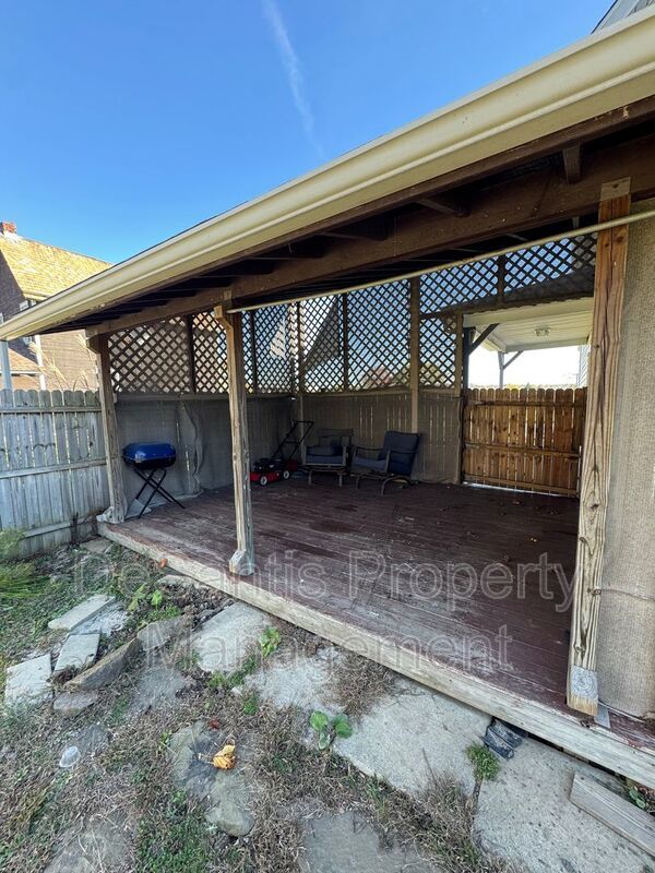 3 Bedroom 1.5 Bath in Natrona Heights! property image