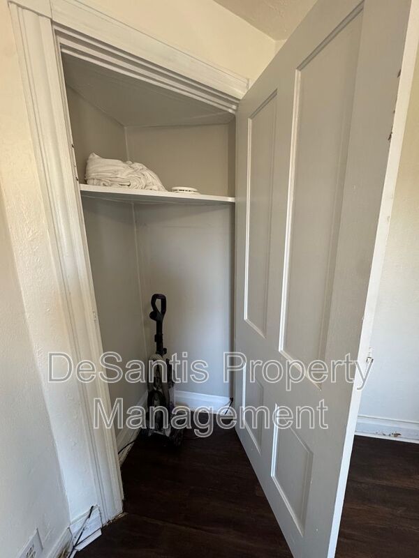 3 Bedroom 1.5 Bath in Natrona Heights! property image