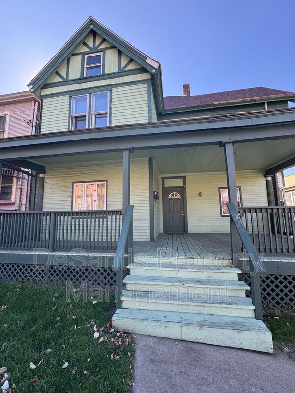 3 Bedroom 1 Bathroom in Carnegie! property image