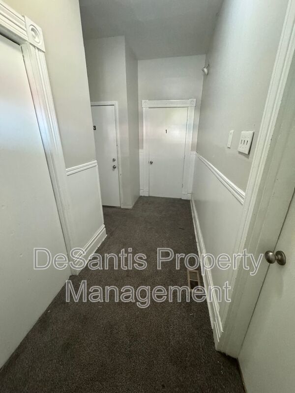 3 Bedroom 1 Bathroom in Carnegie! property image