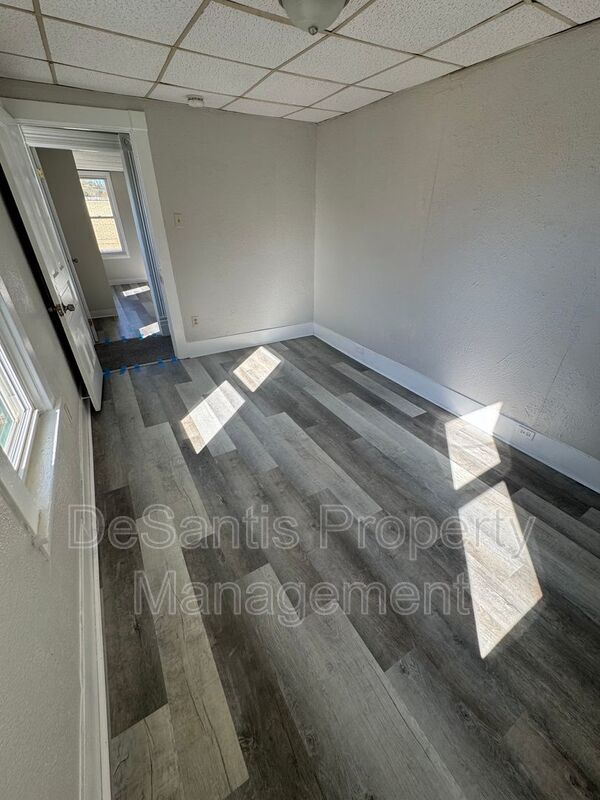 3 Bedroom 1 Bathroom in Carnegie! property image