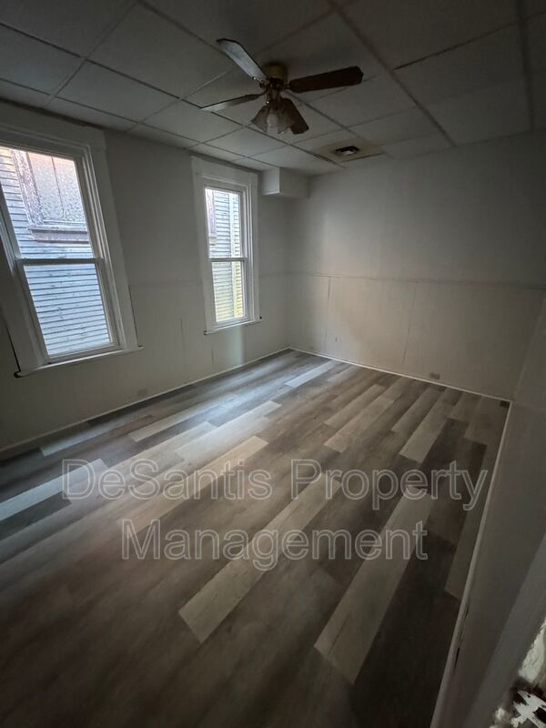 3 Bedroom 1 Bathroom in Carnegie! property image