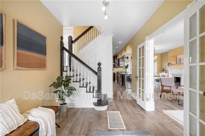 Luxurious 5-Bedroom Rental in the Heart of Shadyside property image