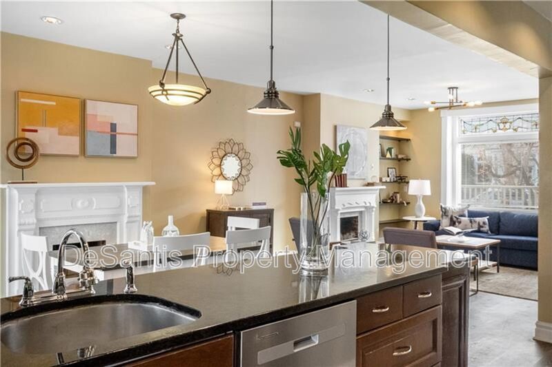 Luxurious 5-Bedroom Rental in the Heart of Shadyside property image