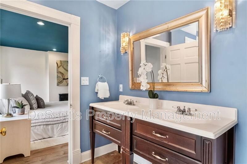 Luxurious 5-Bedroom Rental in the Heart of Shadyside property image