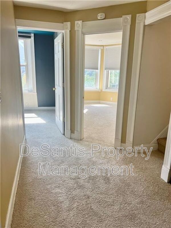 Luxurious 5-Bedroom Rental in the Heart of Shadyside property image