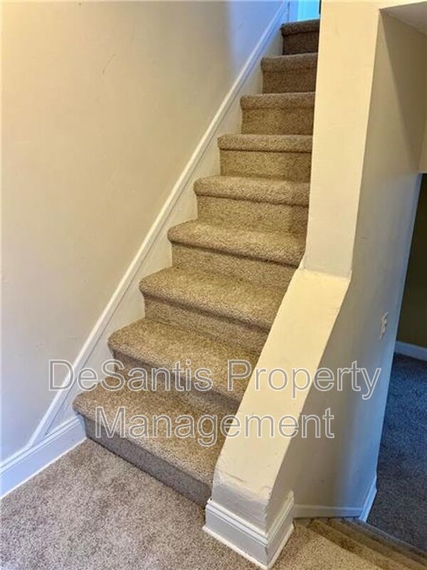 Luxurious 5-Bedroom Rental in the Heart of Shadyside property image