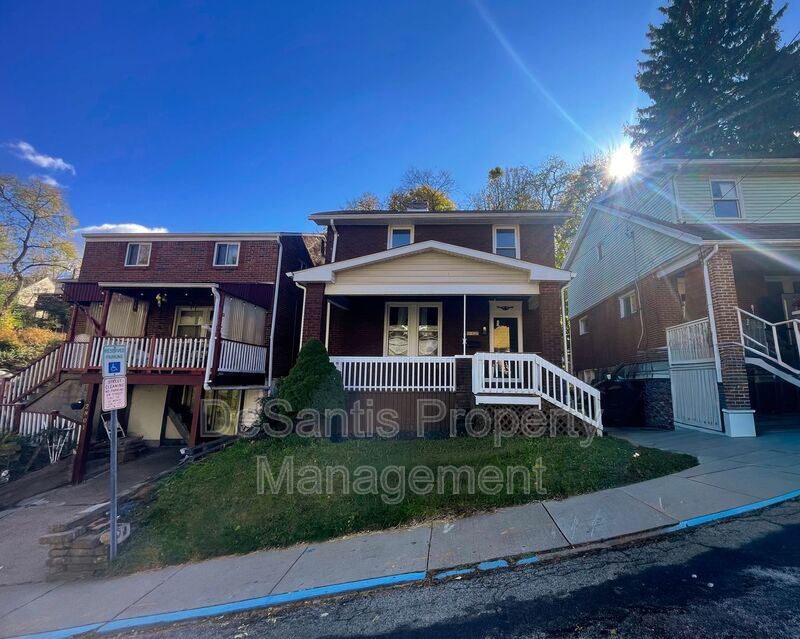 3 Bedroom 1.5 Bath in Dormont! Off Street Parking! property image