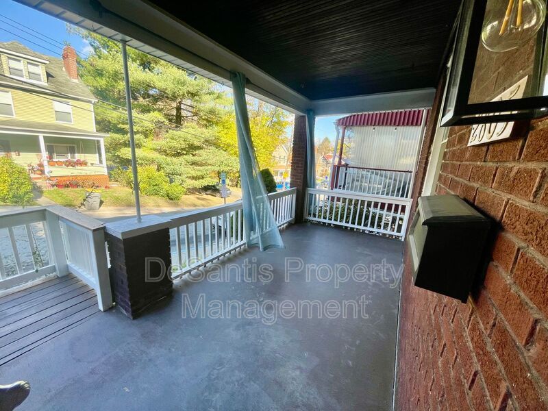 3 Bedroom 1.5 Bath in Dormont! Off Street Parking! property image