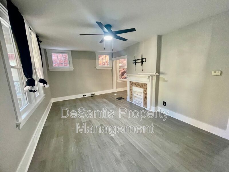 3 Bedroom 1.5 Bath in Dormont! Off Street Parking! property image