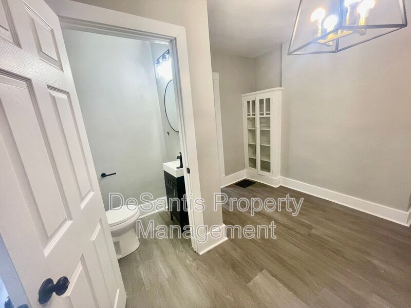 3 Bedroom 1.5 Bath in Dormont! Off Street Parking! property image