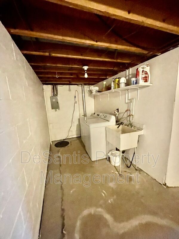 3 Bed 1.5 Bath- Bridgeville PA property image