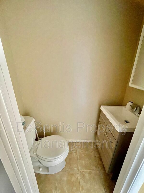 3 Bed 1.5 Bath- Bridgeville PA property image