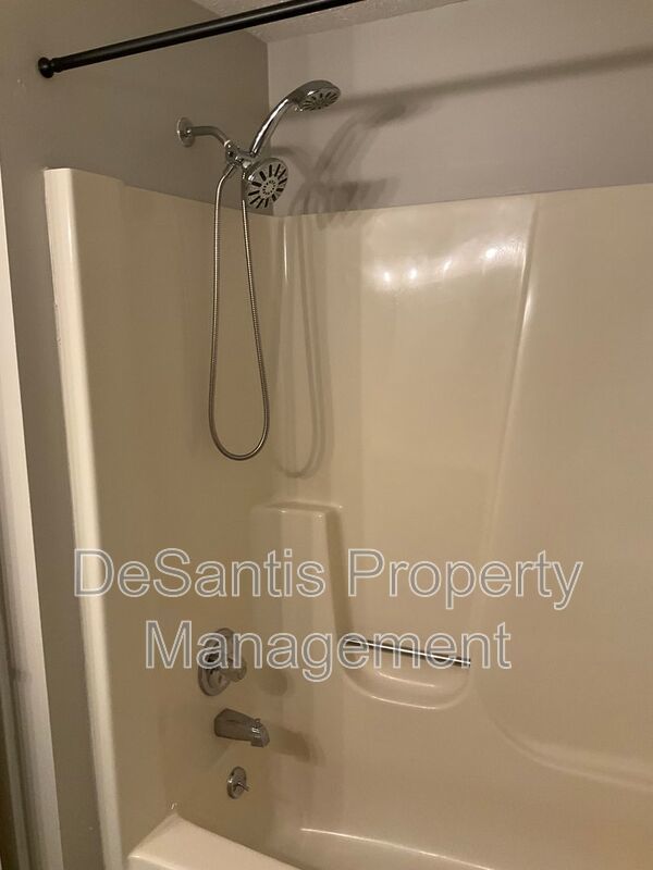 Spacious 3bed 3 bath Split-Level in Bethel Park – Updated Interiors & Private Backyard Oasis property image