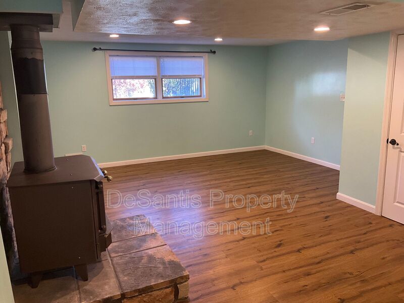 Spacious 3bed 3 bath Split-Level in Bethel Park – Updated Interiors & Private Backyard Oasis property image