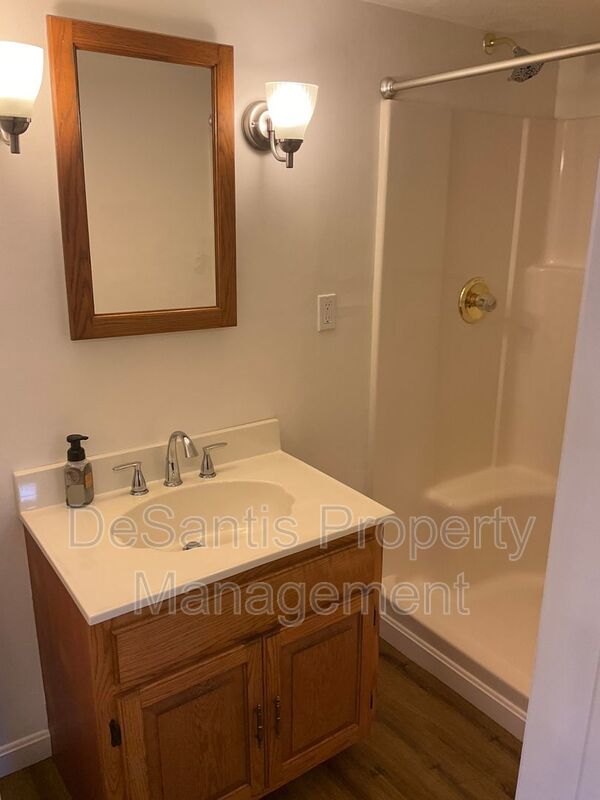 Spacious 3bed 3 bath Split-Level in Bethel Park – Updated Interiors & Private Backyard Oasis property image