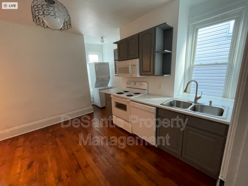 Stunning Apartment! - 2 Bedroom 1 Bathroom - Pittsburgh property image