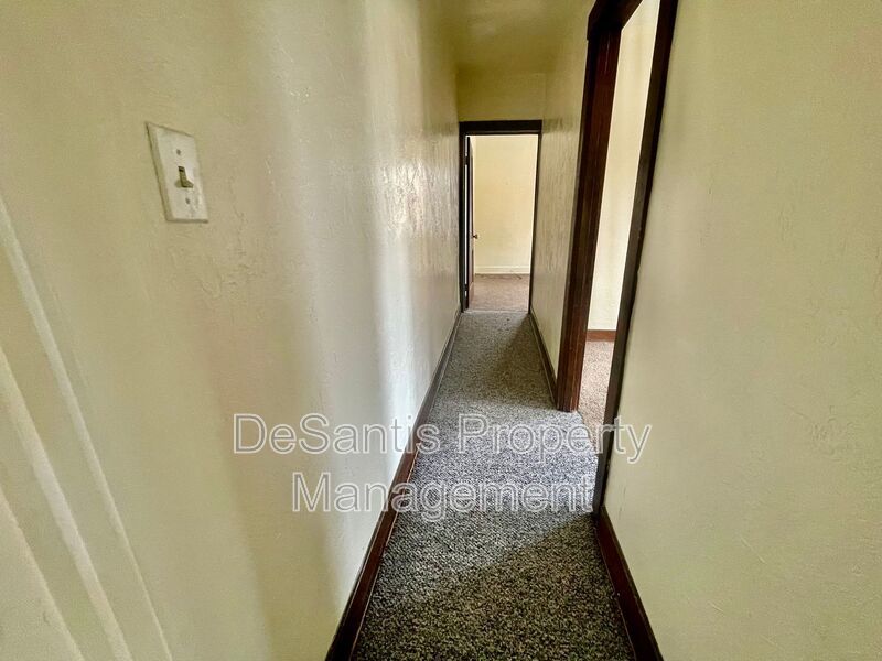3 bed 1 bath- Pittsburgh PA property image