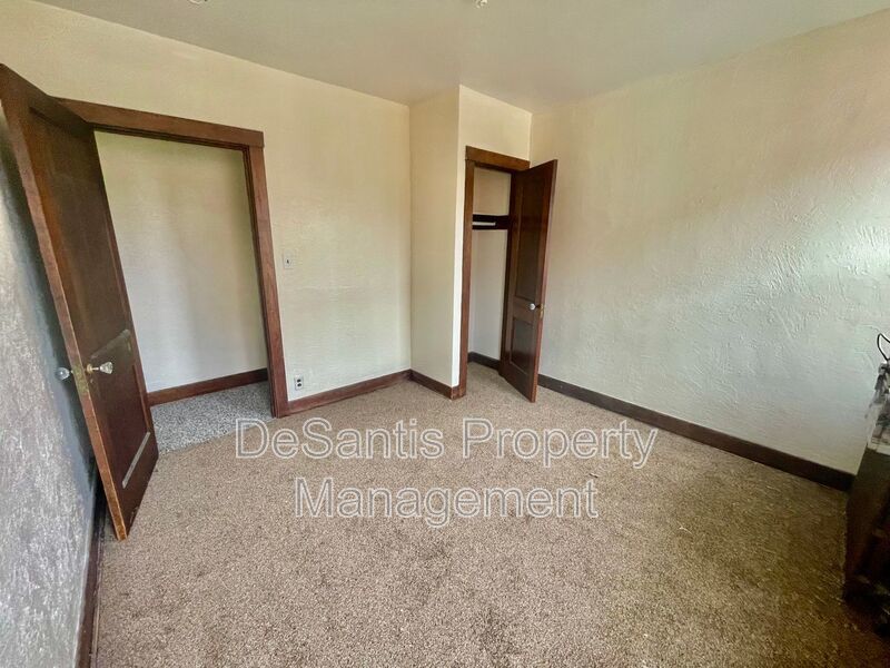 3 bed 1 bath- Pittsburgh PA property image