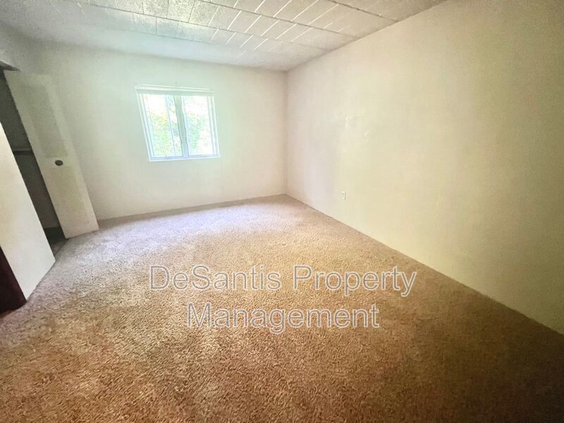 1 Bedroom 1 Bath-Moon Township property image