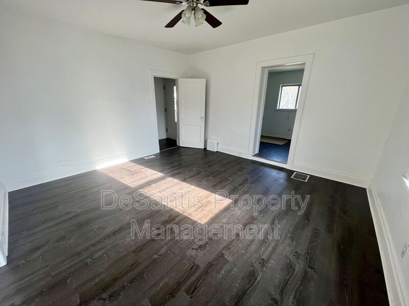 Newly Renovated - 2 Bedroom 1 Bathroom - Crescent Pa property image