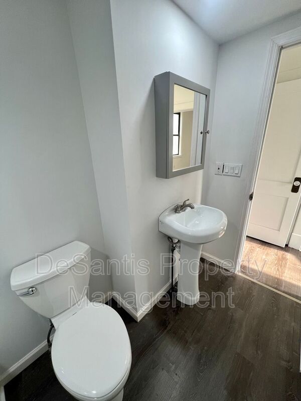 Newly Renovated - 2 Bedroom 1 Bathroom - Crescent Pa property image