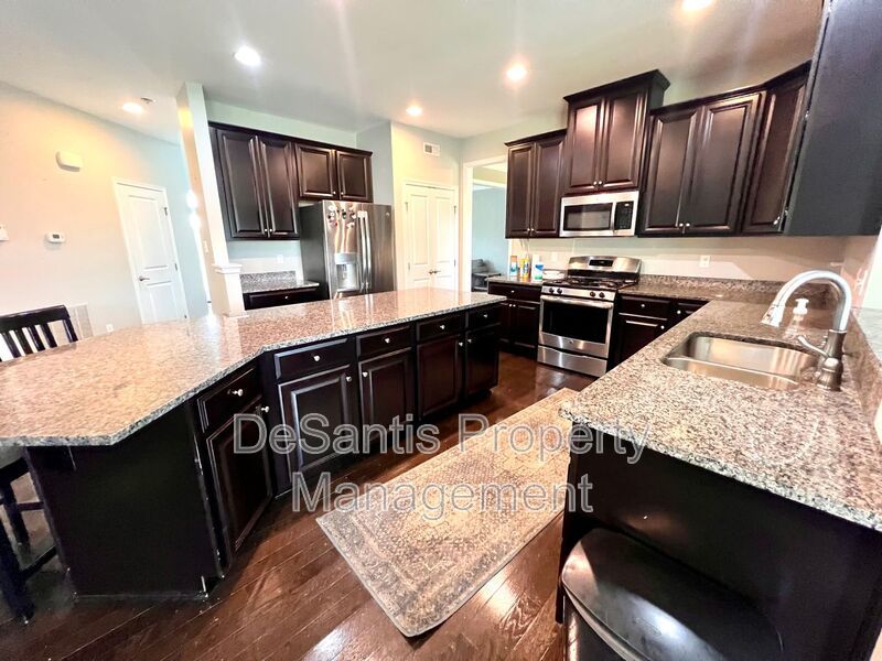 Luxury Living: Fully Furnished Gem at 3006 Farmview Drive, McDonald, PA property image