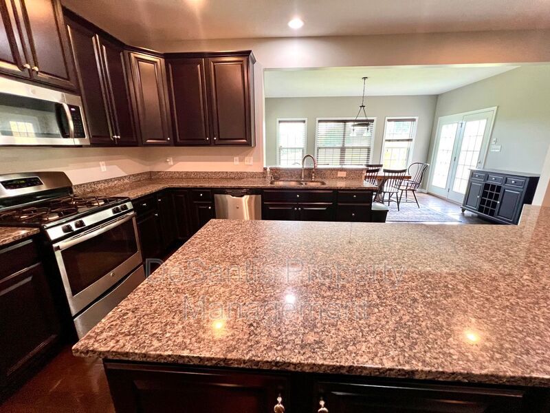 Luxury Living: Fully Furnished Gem at 3006 Farmview Drive, McDonald, PA property image