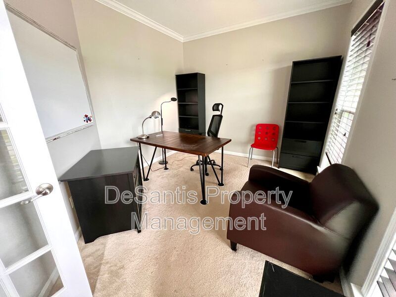 Luxury Living: Fully Furnished Gem at 3006 Farmview Drive, McDonald, PA property image