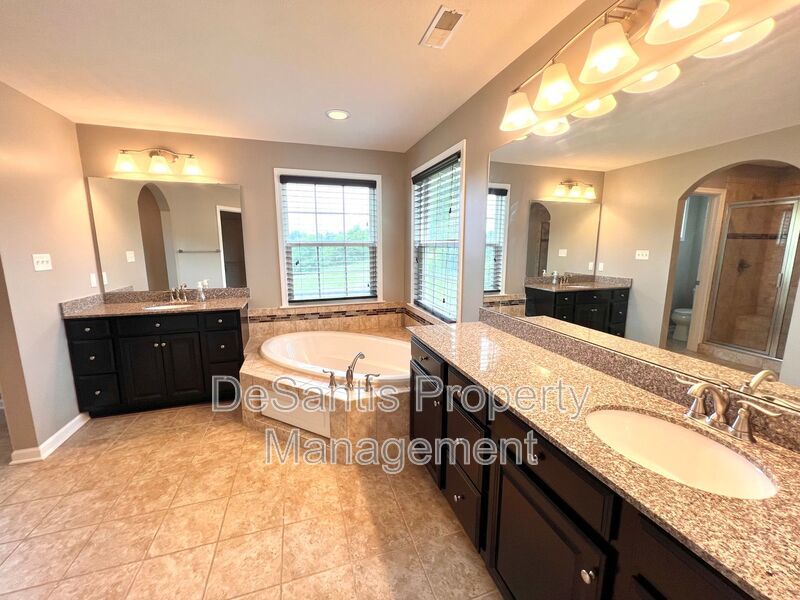 Luxury Living: Fully Furnished Gem at 3006 Farmview Drive, McDonald, PA property image