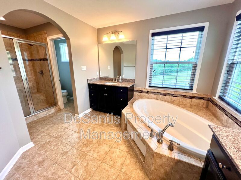 Luxury Living: Fully Furnished Gem at 3006 Farmview Drive, McDonald, PA property image