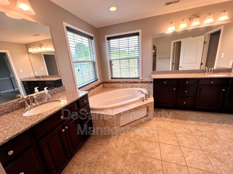 Luxury Living: Fully Furnished Gem at 3006 Farmview Drive, McDonald, PA property image