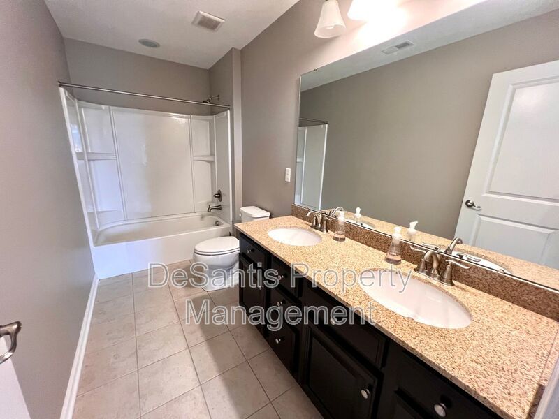 Luxury Living: Fully Furnished Gem at 3006 Farmview Drive, McDonald, PA property image